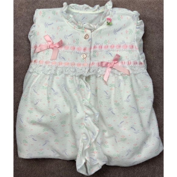 VINTAGE 1960’s CHILD’S NIGHTGOWN, NO SIZE TAGS , CHECK MEASUREMENTS - Picture 2 of 4